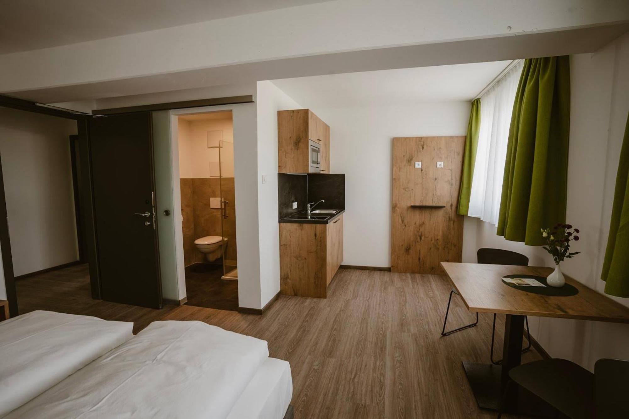 Motel Sleep Inn Toging am Inn Esterno foto