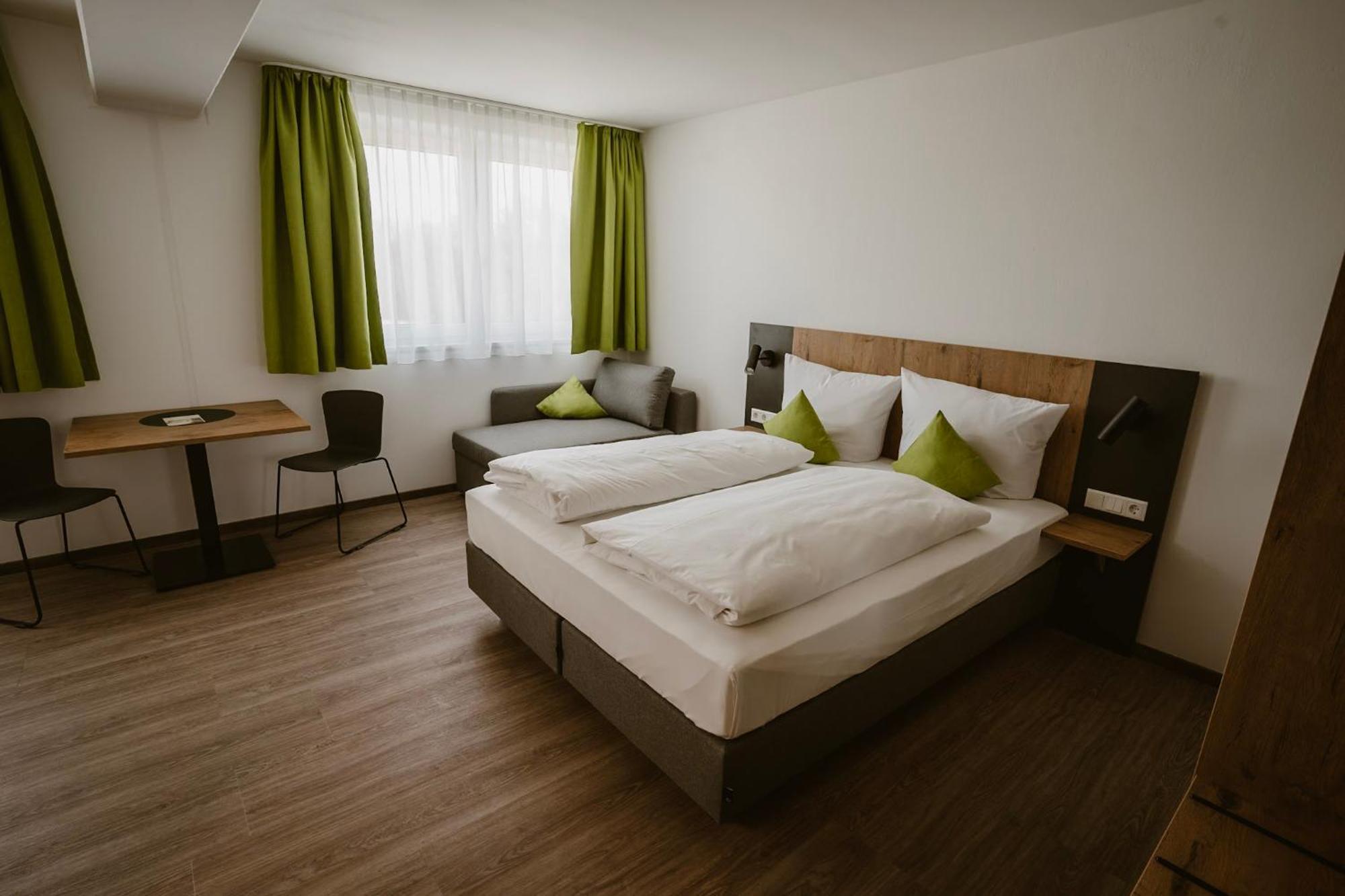 Motel Sleep Inn Toging am Inn Esterno foto